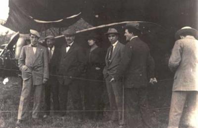 Pioneros de La Aviacion en Arriondas